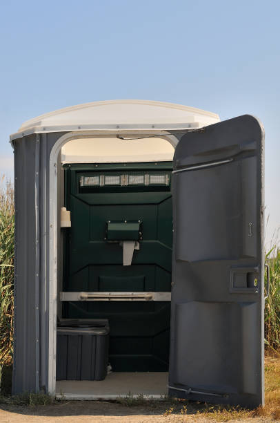 Best Luxury portable toilet rental  in Dale City, VA